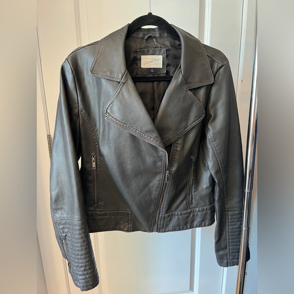 Faux leather moto jacket fits M-L ~10